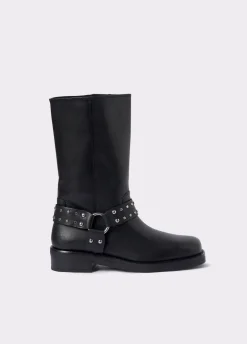Bota Biker Com Tachas E Ponta Quadrada