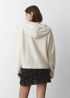 Camisola Capuz Cordas
