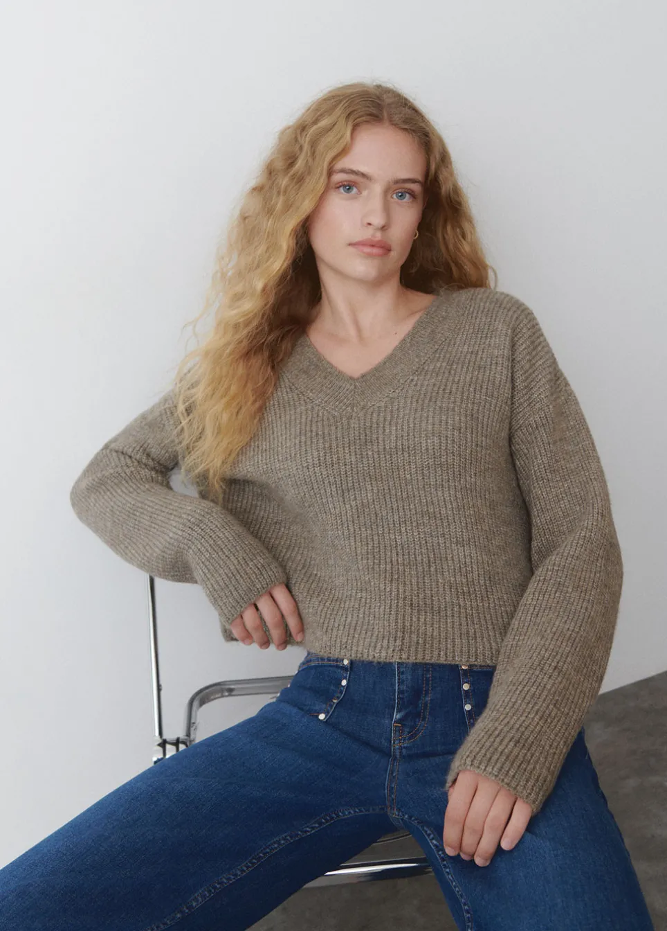 Camisola Gola Em Bico
