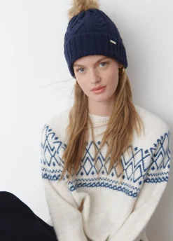 Gorro Com Tranca E Bola De Pelo