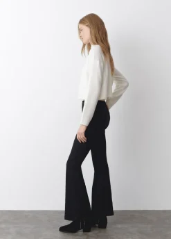 Jeans Boca De Sino Tachas