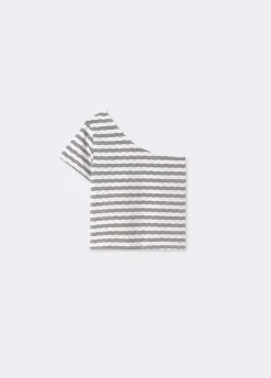 T-Shirt Assimetrica Manga Volume